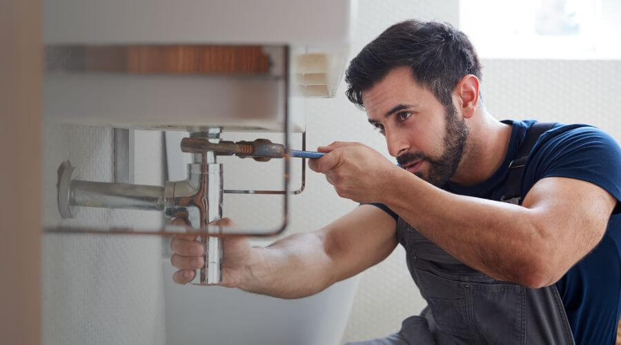 Garbage disposal repair in Inwood, IA
